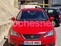 Usado Seat Ibiza Style 90 CV (66 kW) 2012 Rojo Berlina