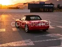 Usado Mazda MX5 110 CV (80 kW) 1998 Rojo Descapotable