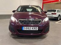 Usado Peugeot 108 Active 72 CV (52 kW) 2018 Granate Berlina