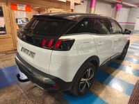 Usado Peugeot 3008 Allure 120 CV (88 kW) 2017 Blanco Monovolumen