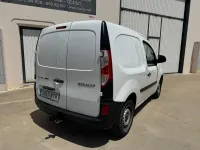 Usado Renault Kangoo 75 CV (55 kW) 2019 Blanco Monovolumen