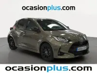 Usado Toyota Yaris Hybrid Plus 116 CV (85 kW) 2022 Marrón