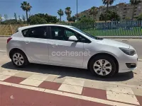 Usado Opel Astra Business 110 CV (80 kW) 2015 Blanco Berlina
