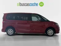 Usado VW Multivan 150 CV (110 kW) 2025 Rojo Monovolumen