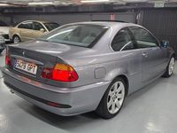 Usado BMW 330 204 CV (150 kW) 2004 Gris / plata Coupe