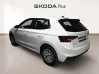 Nuevo Skoda Fabia Selection 80 CV (58 kW) 2025 Blanco Berlina