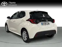 Usado Toyota Yaris 125 CV (91 kW) 2022 Blanco Utilitario