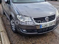 Usado VW Touran Advance 105 CV (77 kW) 2010 Gris / plata Monovolumen