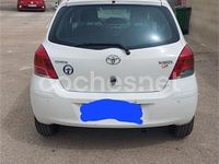 Usado Toyota Yaris Active 101 CV (74 kW) 2009 Blanco Utilitario