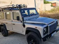 Usado Land Rover Defender SE 122 CV (89 kW) 2016 Gris / plata Familiar