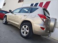 Usado Toyota RAV4 Executive 136 CV (100 kW) 2007 Beige SUV