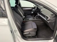 Käytetty Seat Leon FR 130 HP (95 kW) 2023 Valkoinen