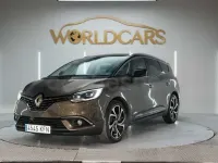 Usado Renault Grand Scénic IV Zen 130 CV (95 kW) 2017 Marrón Monovolumen