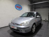 Usado Ford Focus Trend 115 CV (84 kW) 2004 Gris / plata Berlina