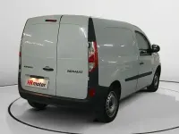 Usado Renault Kangoo 44 kW (60 CV) 2017 Blanco Monovolumen
