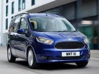 Usado Ford Tourneo Ambiente 102 CV (75 kW) 2019 Rojo Van