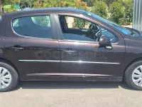 Usado Peugeot 207 75 CV (55 kW) 2011 Marrón Berlina
