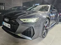 Usado Audi RS6 600 CV (441 kW) 2021 Gris / plata Familiar