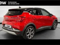 Usado Renault Captur Techno 145 CV (106 kW) 2023 Rojo SUV