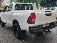 Usado Toyota HiLux Plus 150 CV (110 kW) 2022 Blanco Pickup/Camioneta