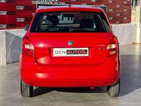 Usado Skoda Fabia 69 CV (50 kW) 2011 Rojo Utilitario
