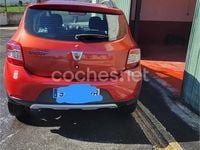 Usado Dacia Sandero Stepway 90 CV (66 kW) 2015 Rojo Berlina