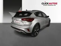 Usado Ford Focus Active 155 CV (114 kW) 2024 Gris / plata Berlina