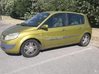 Usado Renault Scénic II Dynamique 120 CV (88 kW) 2005 Amarillo Monovolumen