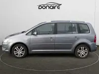 Usado VW Touran Highline 140 CV (102 kW) 2007 Gris / plata Monovolumen