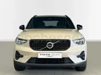 Usado Volvo XC40 Plus 163 CV (119 kW) 2025 Marrón SUV