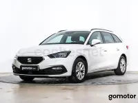 Usado Seat Leon Style 115 CV (84 kW) 2022 Blanco Familiar