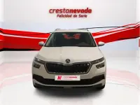 Usado Skoda Kamiq Ambition 110 CV (80 kW) 2022 Blanco SUV