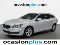 Usado Volvo V60 Momentum 120 CV (88 kW) 2016 Gris plata Familiar