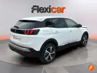 Usado Peugeot 3008 Allure 130 CV (95 kW) 2019 Blanco SUV