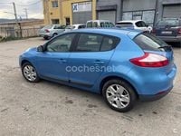 Usado Renault Mégane LIMITED 115 CV (84 kW) 2014 Azul Berlina