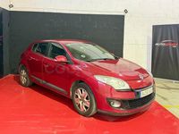 Usado Renault Mégane Expression 110 CV (80 kW) 2013 Granate Berlina