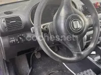 Usado Seat Leon Stella 90 CV (66 kW) 2004 Azul Utilitario