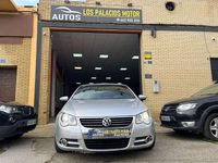 Usado VW Eos 139 CV (102 kW) 2011 Gris Descapotable