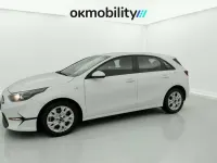 Usado Kia Ceed 120 CV (88 kW) 2022 Blanco Utilitario