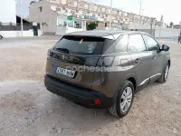 Usado Peugeot 3008 Active 130 CV (95 kW) 2022 Gris / plata SUV