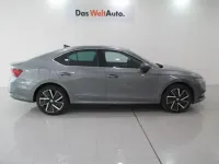 Usado Skoda Octavia Style 204 CV (150 kW) 2022 Gris Berlina