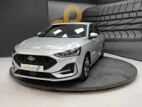 Usado Ford Focus ST-Line 155 CV (114 kW) 2024 Gris Berlina