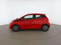 Usado Toyota Aygo X-play 72 CV (52 kW) 2020 Rojo Utilitario