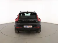 Usado Volvo XC40 Plus 169 kW (231 CV) 2022 Negro SUV