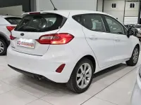 Usado Ford Fiesta Trend 86 CV (63 kW) 2019 Blanco Utilitario