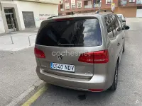 Usado VW Touran Advance 105 CV (77 kW) 2015 Beige Monovolumen
