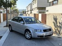 Usado Audi A4 130 CV (95 kW) 2001 Gris / plata Berlina