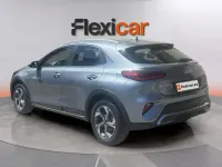 Usado Kia XCeed 120 CV (88 kW) 2023 Gris SUV