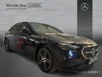 Usado Mercedes E300 313 CV (230 kW) 2024 Azul náutico Berlina