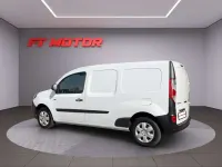 Usado Renault Kangoo 44 kW (60 CV) 2021 Blanco Monovolumen